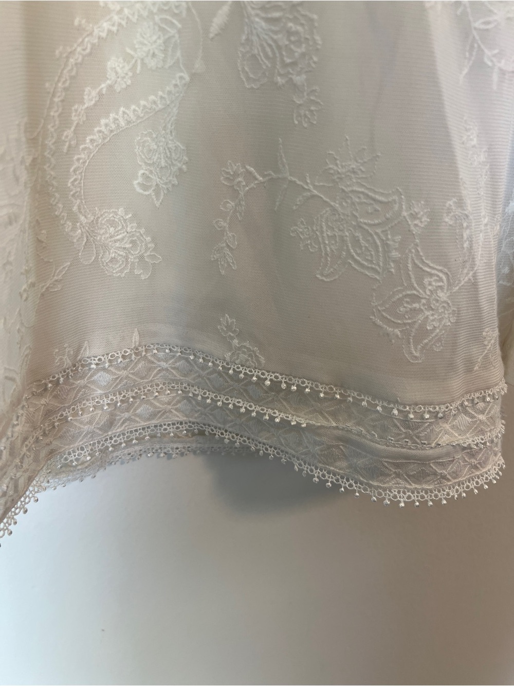 White House Black Market White Sheer Embroidered V-Neck Blouse - Picture 5 of 6